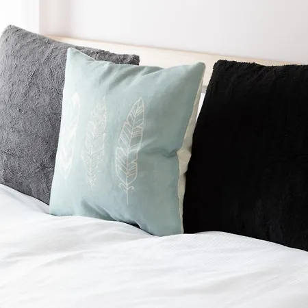 شقة Osiedle Sloneczne By Renters كولوبرزيغ